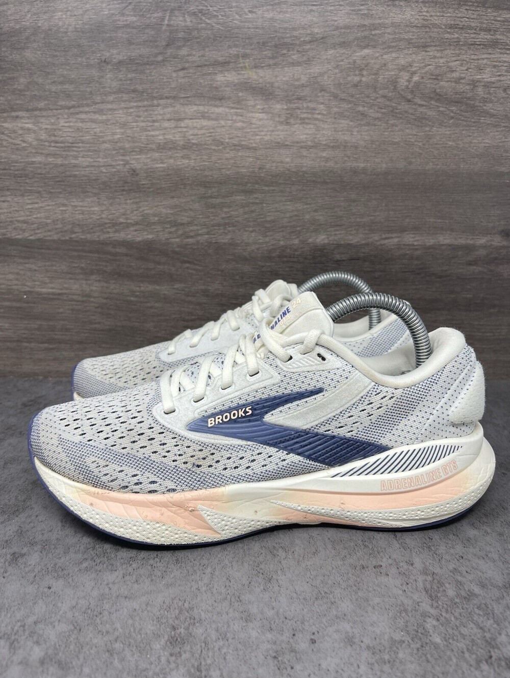 Brooks Adrenaline GTS 24 White Blue Pink Womens Size 8.5 Running Shoes
